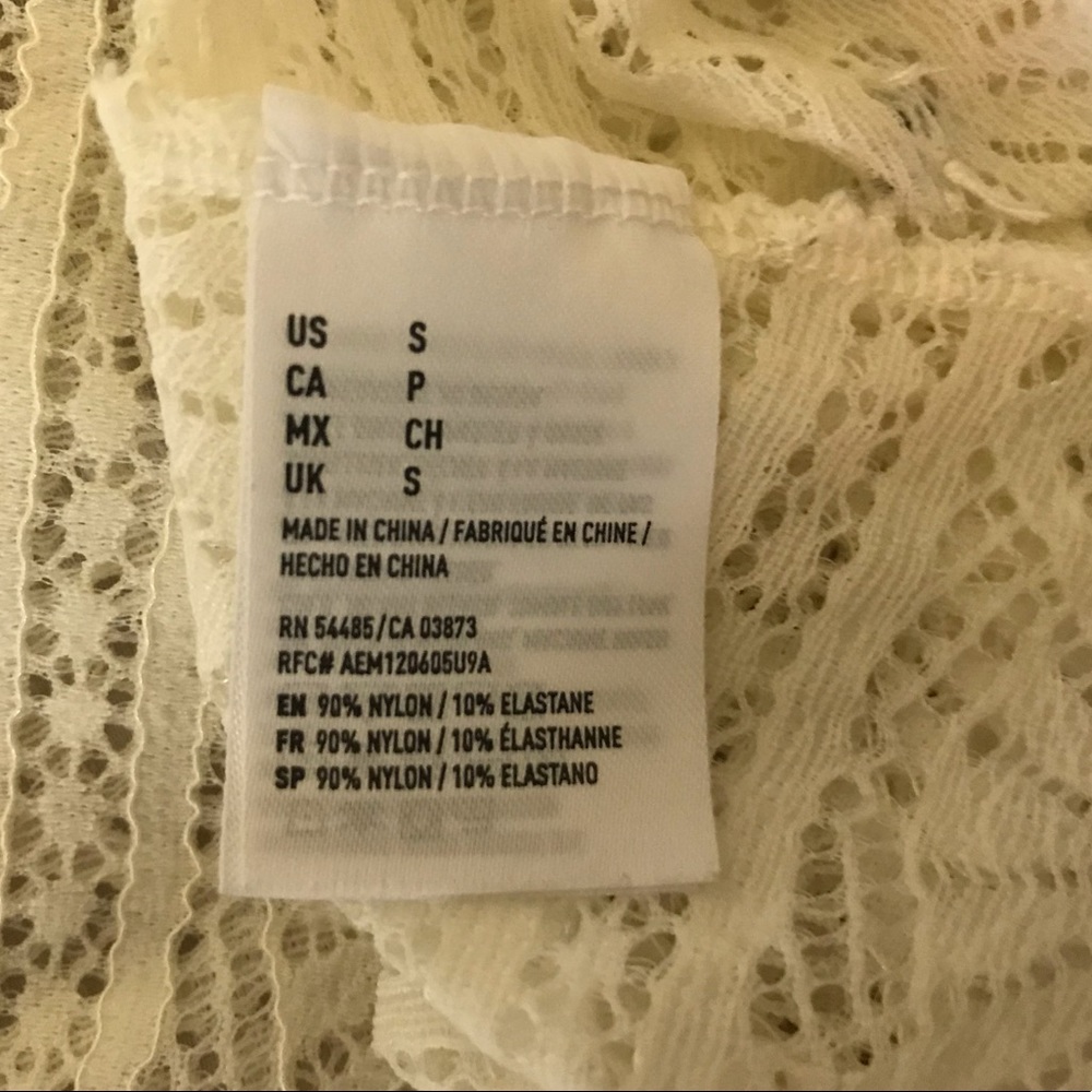 American Eagle Short Sleeve Lace Top - Picture 5 of 6
